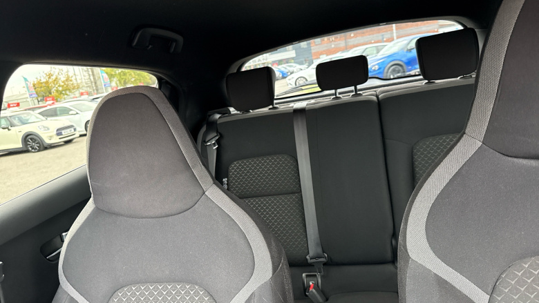 Nissan Juke 1.0 DiG-T 114 N-Connecta 5dr Petrol Hatchback